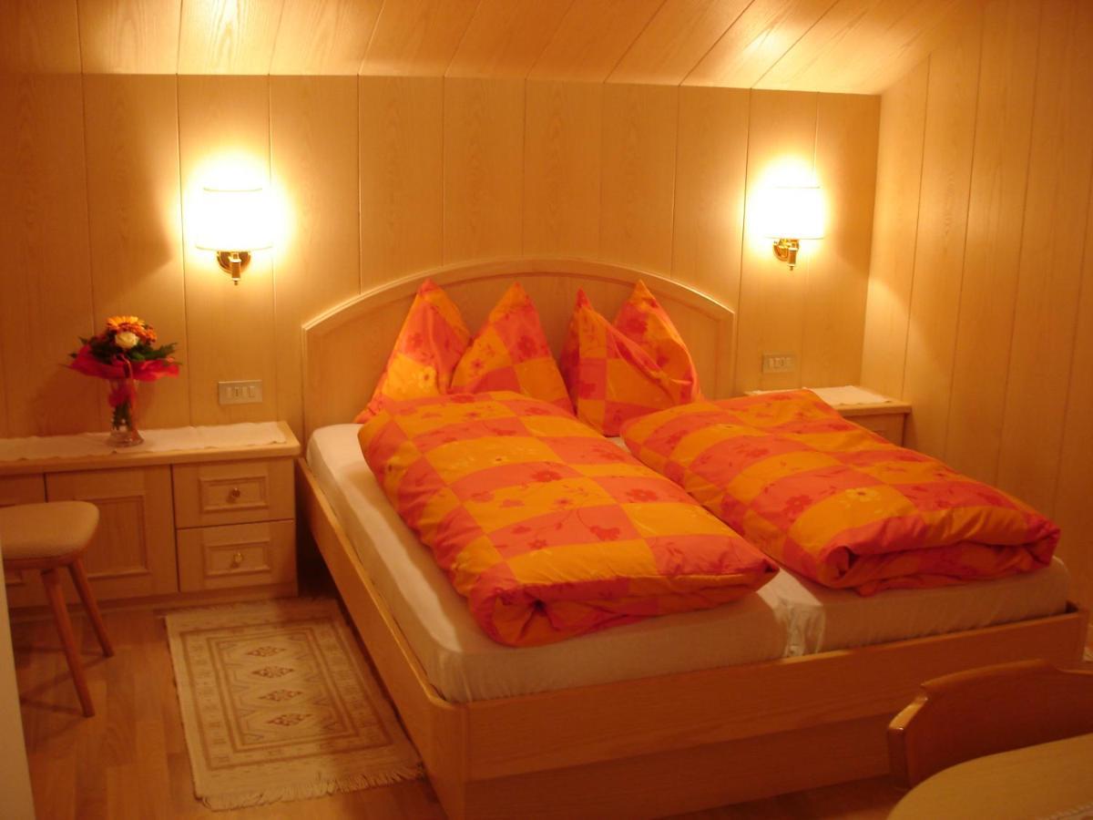 Appartamenti Hacoli Selva di Val Gardena Habitación foto